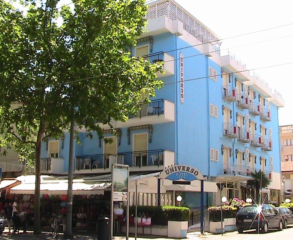 Hotel Universo Rimini Kültér fotó